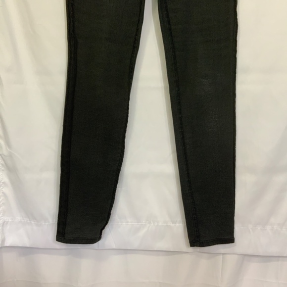 Victoria's Secret Black Denim VS MID RISE SIREN size 8 very good pre-owned cond. - Picture 11 of 13